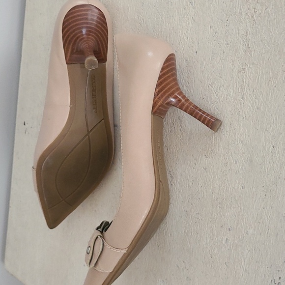 Pre-owned Marc Fisher pumps - Picture 4 of 5